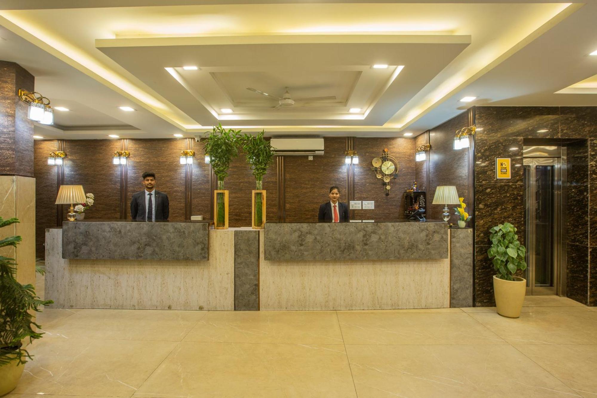 Hotel The Prithvi Near Delhi Airport Nuova Delhi Esterno foto