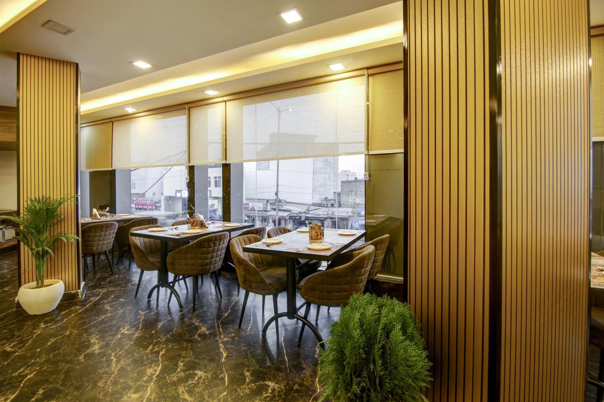 Hotel The Prithvi Near Delhi Airport Nuova Delhi Esterno foto