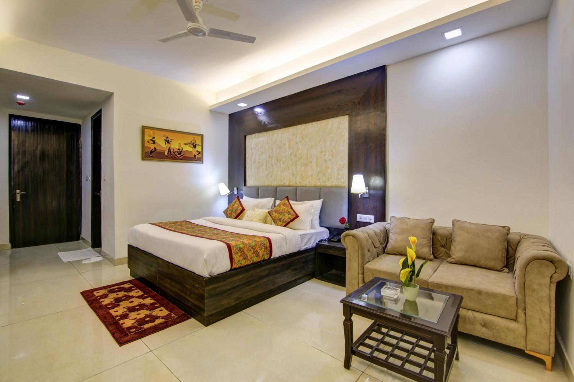 Hotel The Prithvi Near Delhi Airport Nuova Delhi Esterno foto