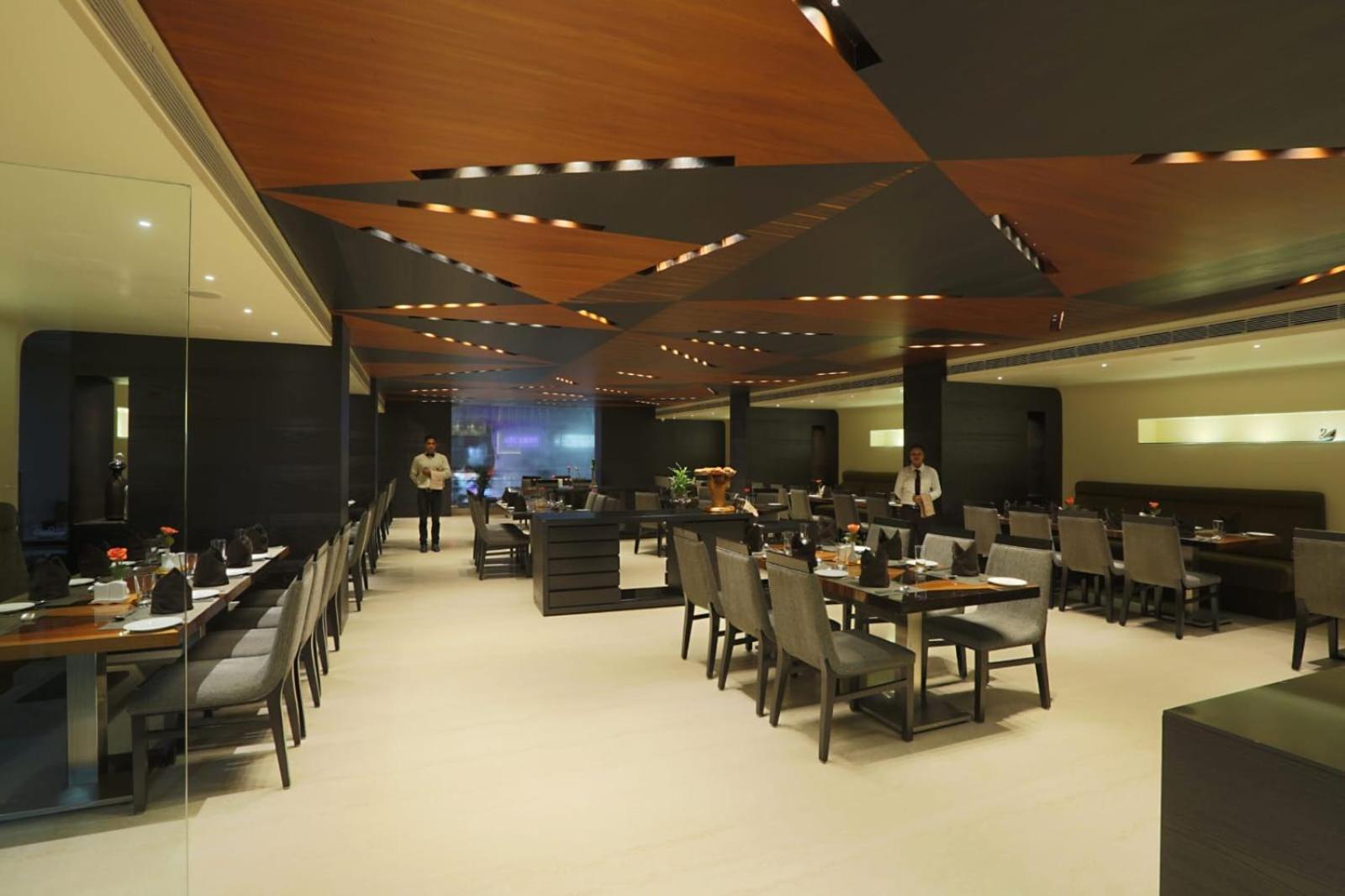 Hotel The Prithvi Near Delhi Airport Nuova Delhi Esterno foto